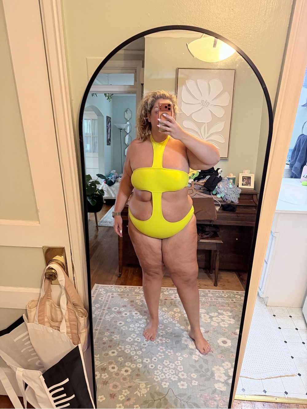 SKIMS chartreuse Cutout One-Piece monokini Bikini - Picture 4 of 6